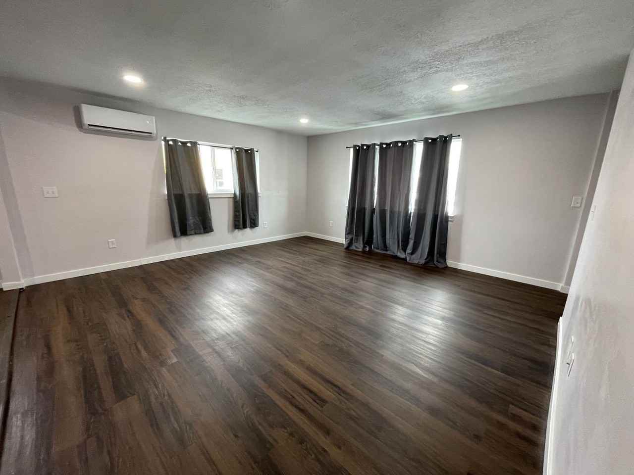 61 W 500 N - Photo 2 of 12