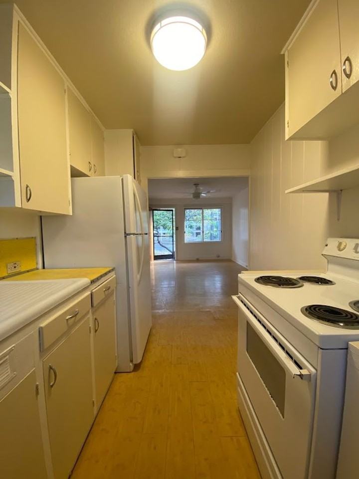 Captain Cook (BUTAY) - Photo 3 of 9