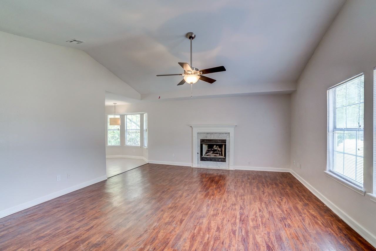 13332 S 91st East Ave - Photo 5 of 20