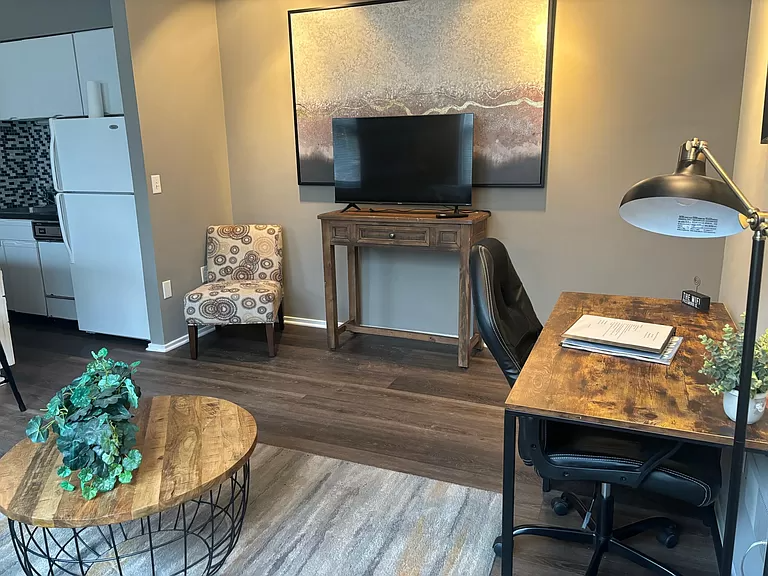 23 N 4th St #2B - Photo 2 of 12