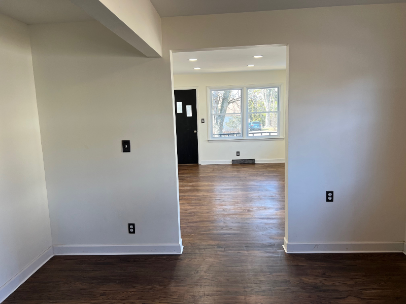 4509 Chelsea Ave - Photo 3 of 12