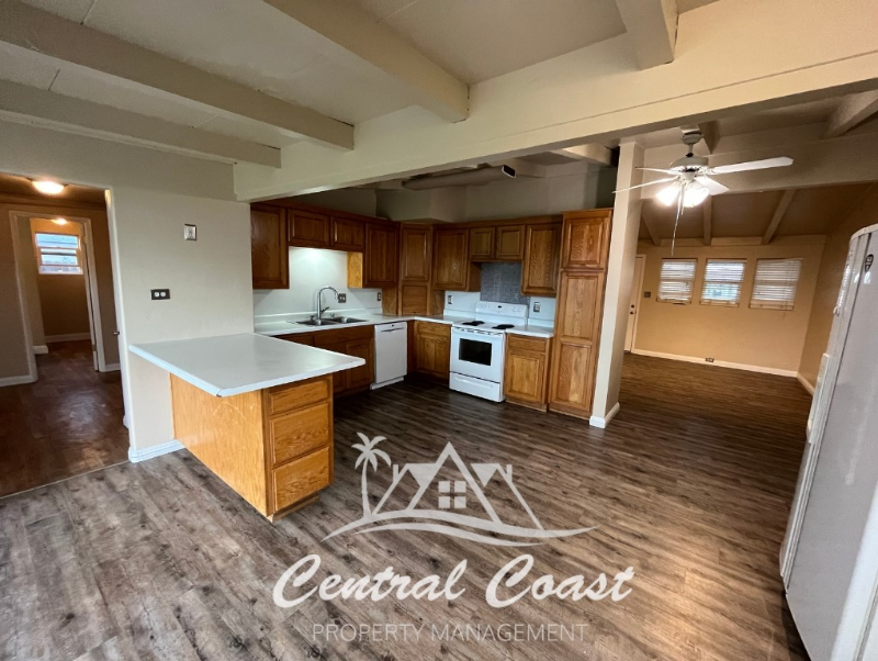 214 Santa Cruz Ave - Photo 2 of 16