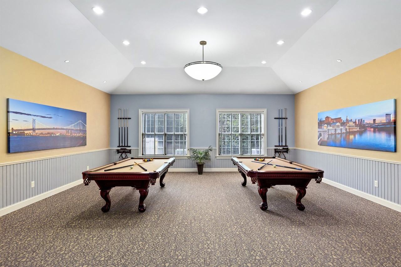 ROGER'S WALK APARTMENTS - Photo 5 of 24