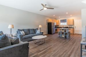 featured image of 407 Franklin St