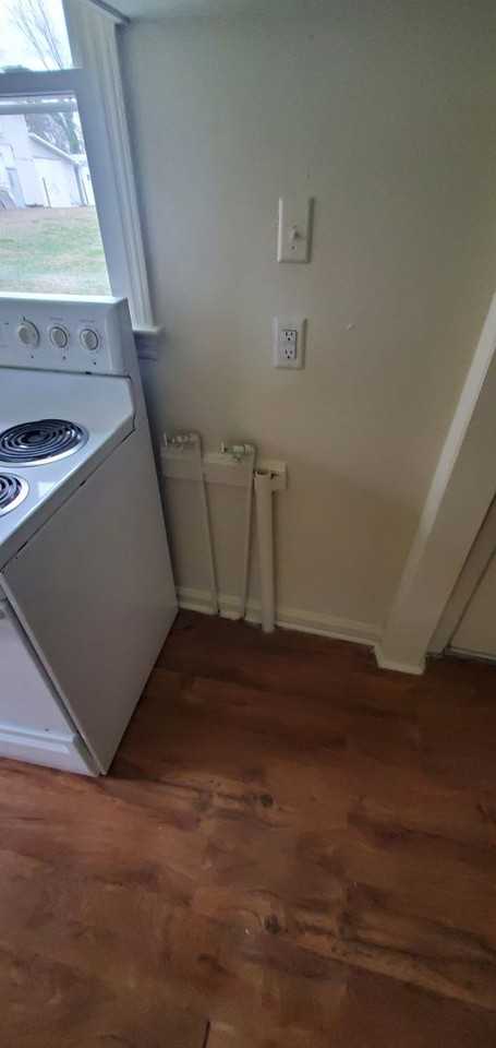 1721 Boone St - Photo 3 of 8