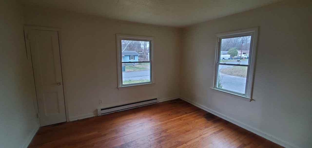 1721 Boone St - Photo 4 of 8