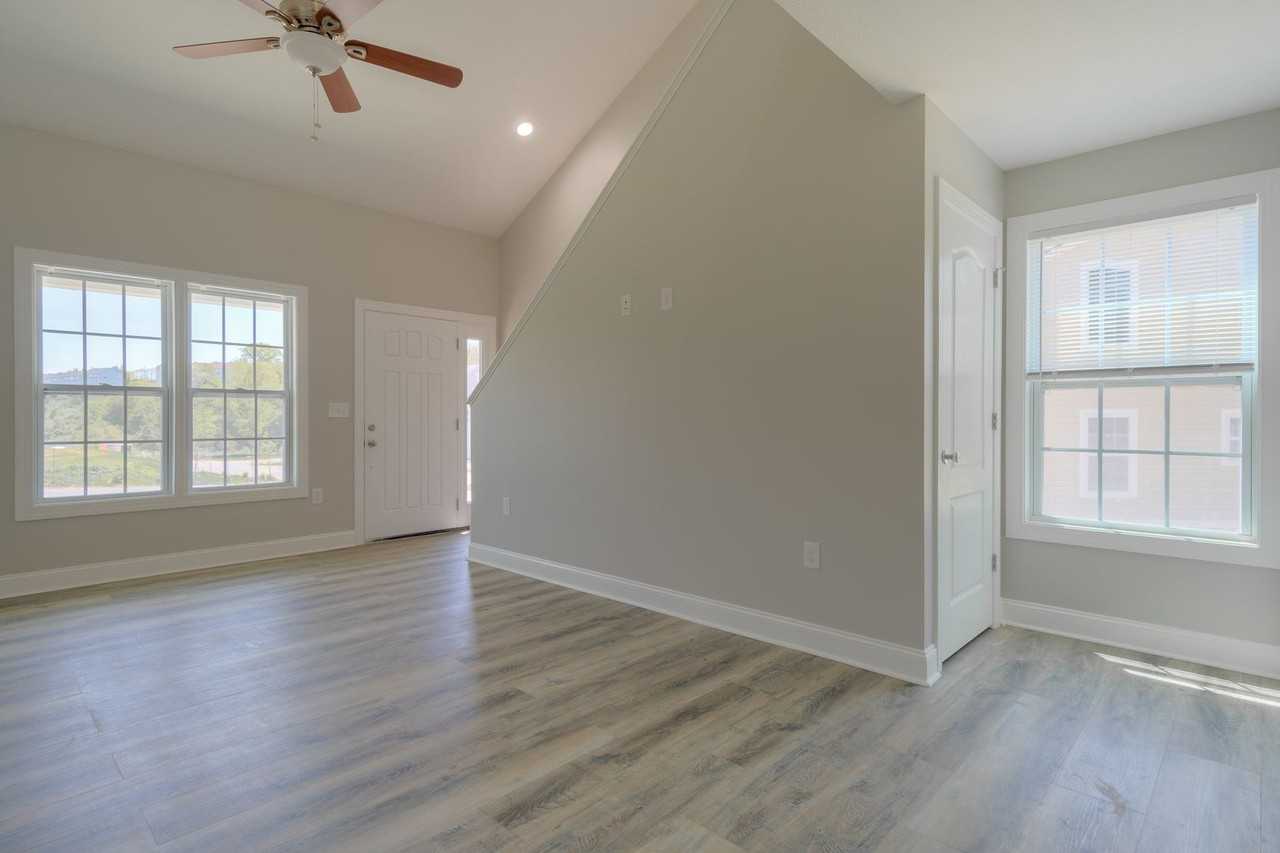 495 Pin Oak Dr Nw - Photo 4 of 25