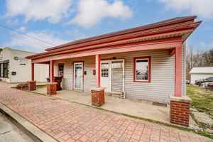 featured image of 29 N Main St