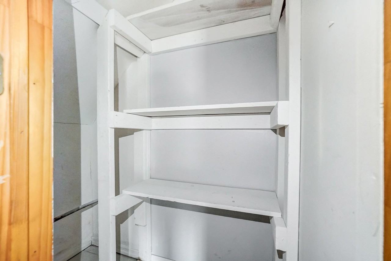 29 N. Main St - Photo 3 of 27