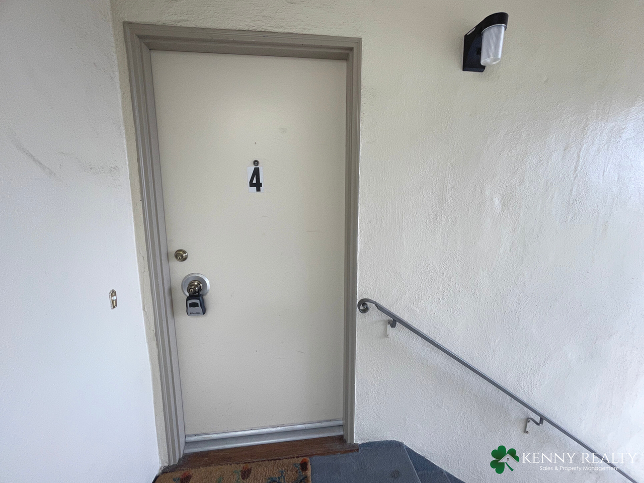 4 Maple Ave #4 - Photo 2 of 12