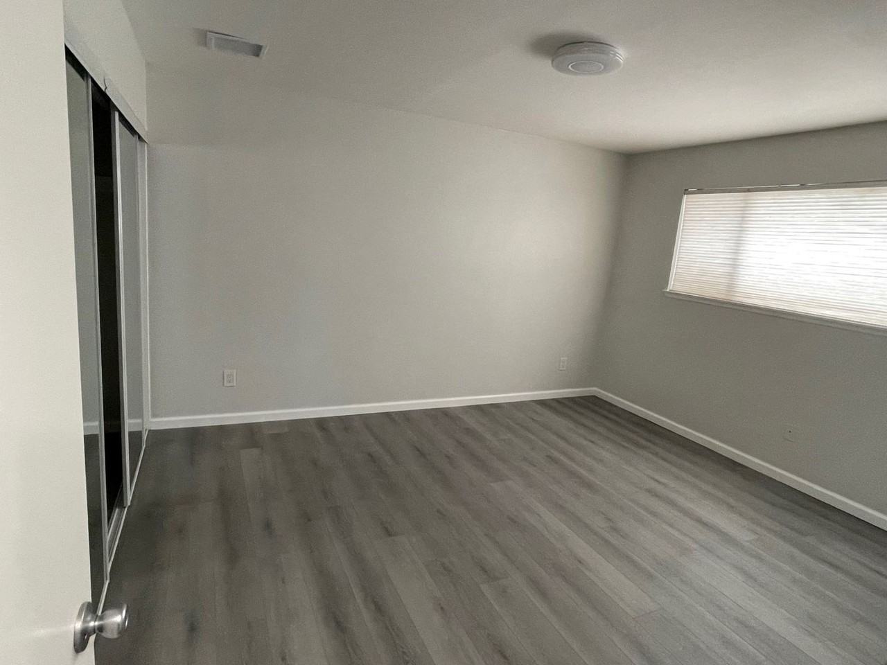 66020 Granada Ave - Photo 5 of 9