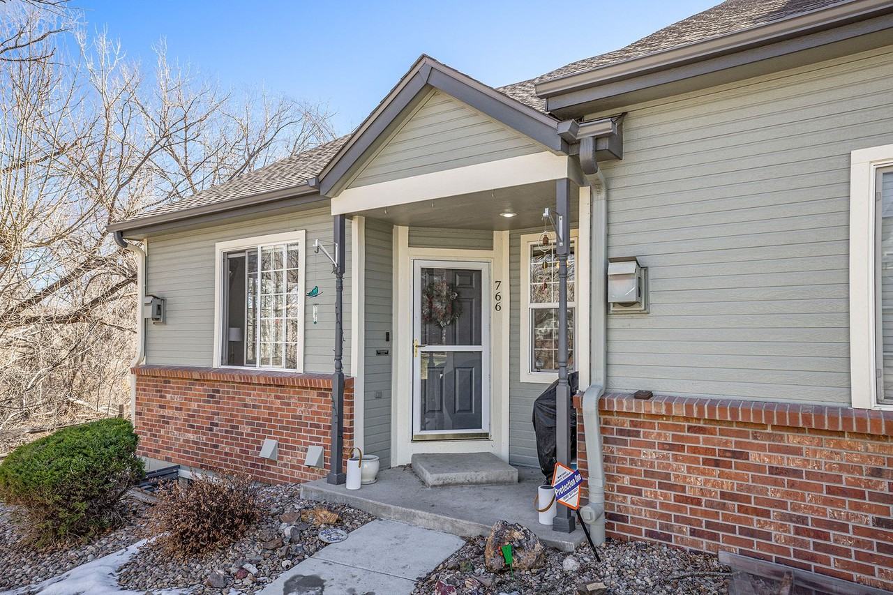 766 S Depew St - Photo 2 of 20