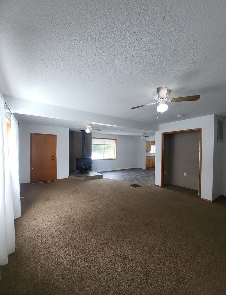 108 Burnt Ridge Rd - Photo 3 of 19