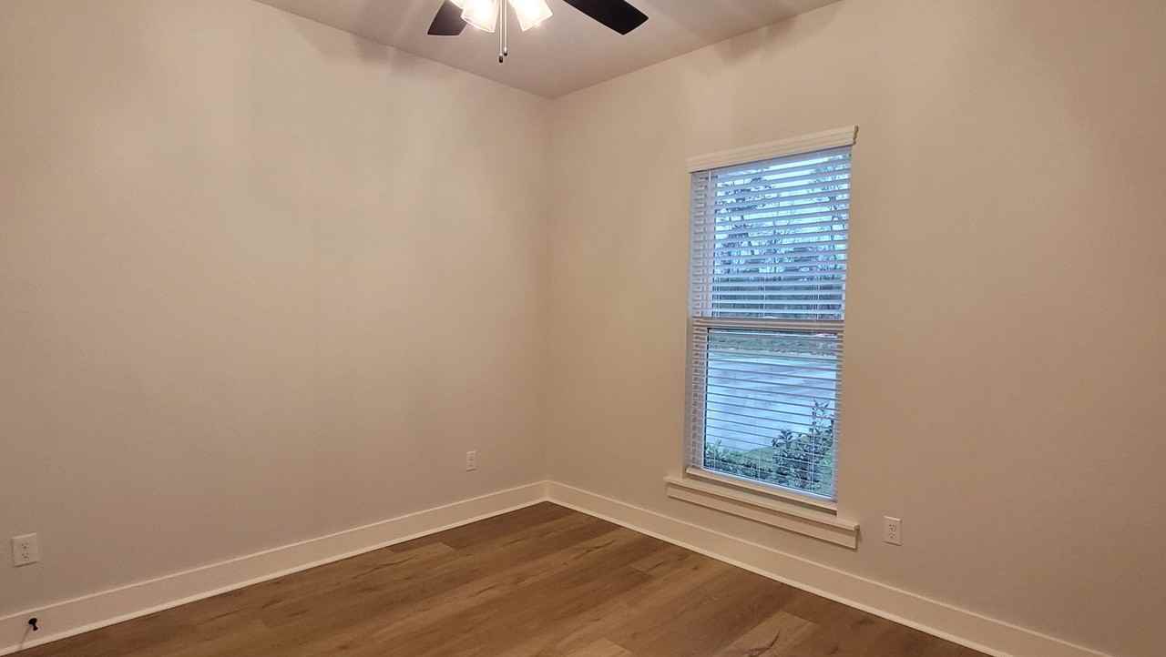 8739 Lockhart Rd - Photo 7 of 9