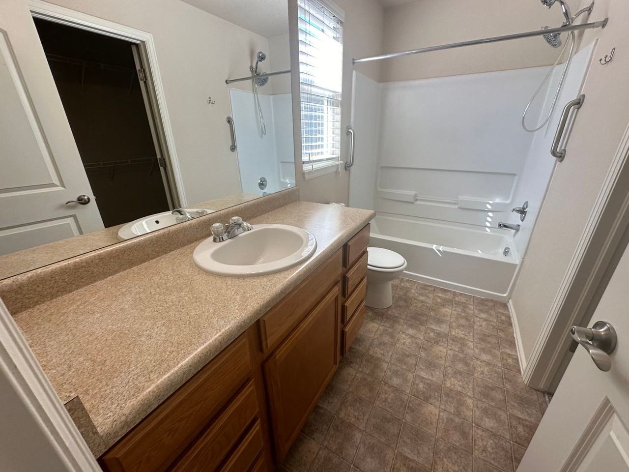 4523 Brylie Way - Photo 7 of 19