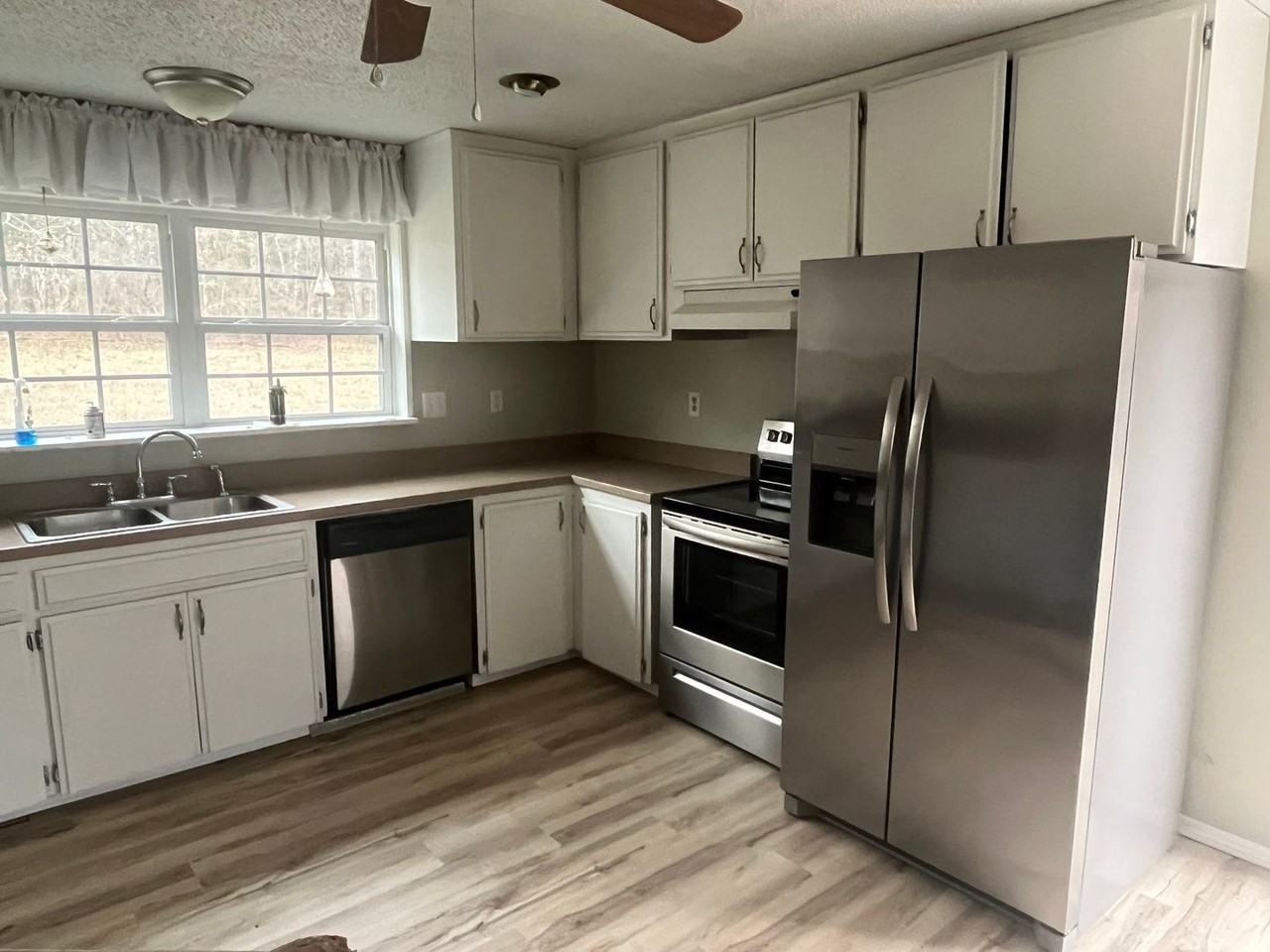 535 Oak Meadows Road - Photo 4 of 30