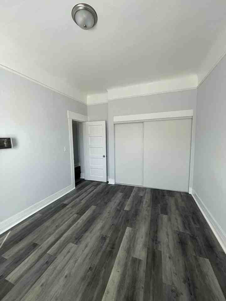 Alvarado - Photo 2 of 8