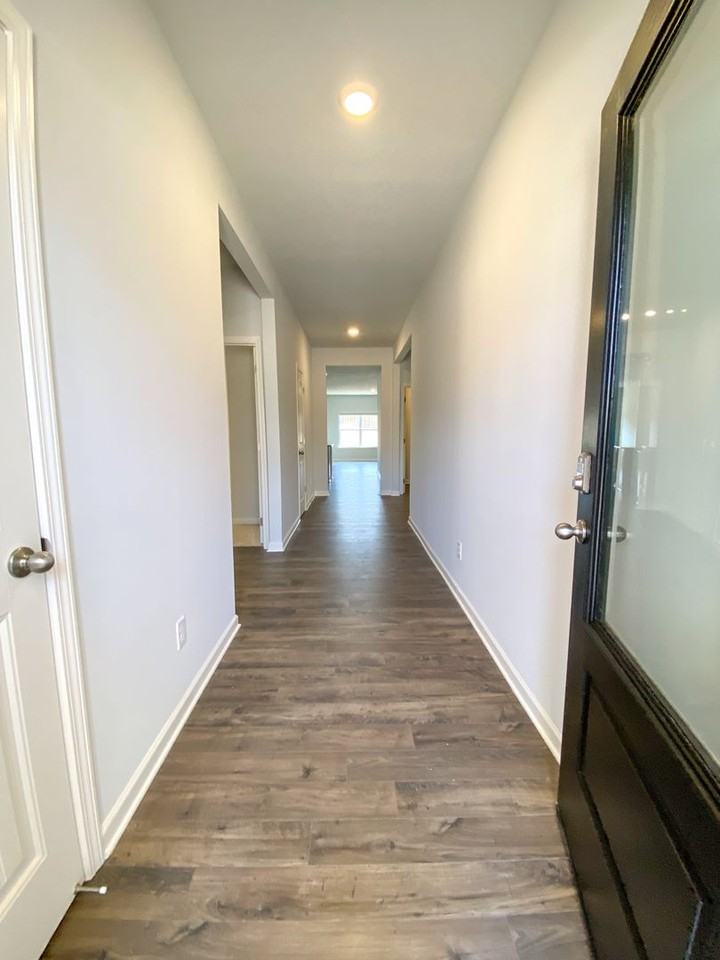 110 Walker Meadows Ln - Photo 2 of 21