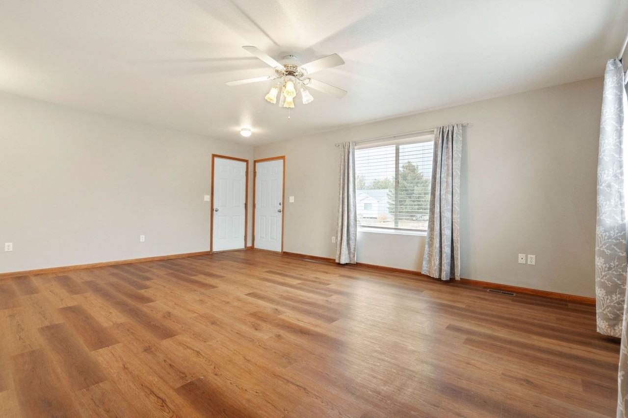 3809 Hamilton Ave - Photo 5 of 18