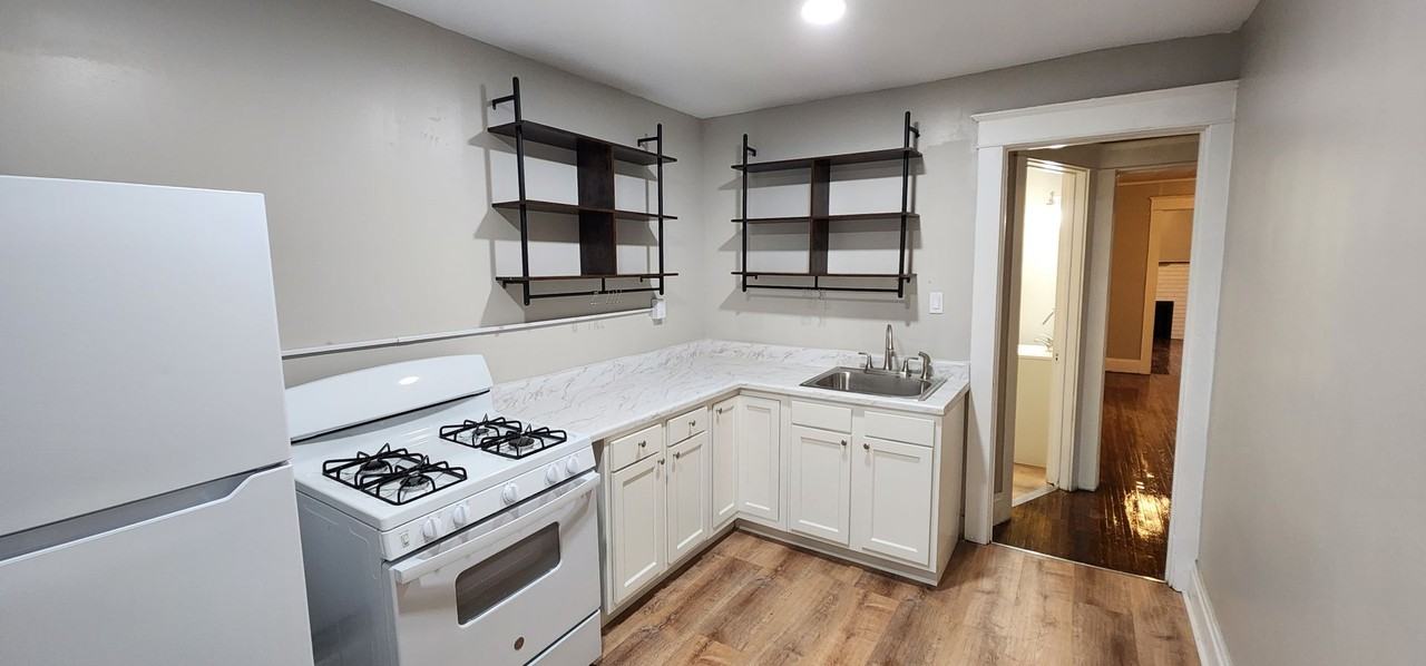 44-46 Genesee Street The Irene - Photo 2 of 10