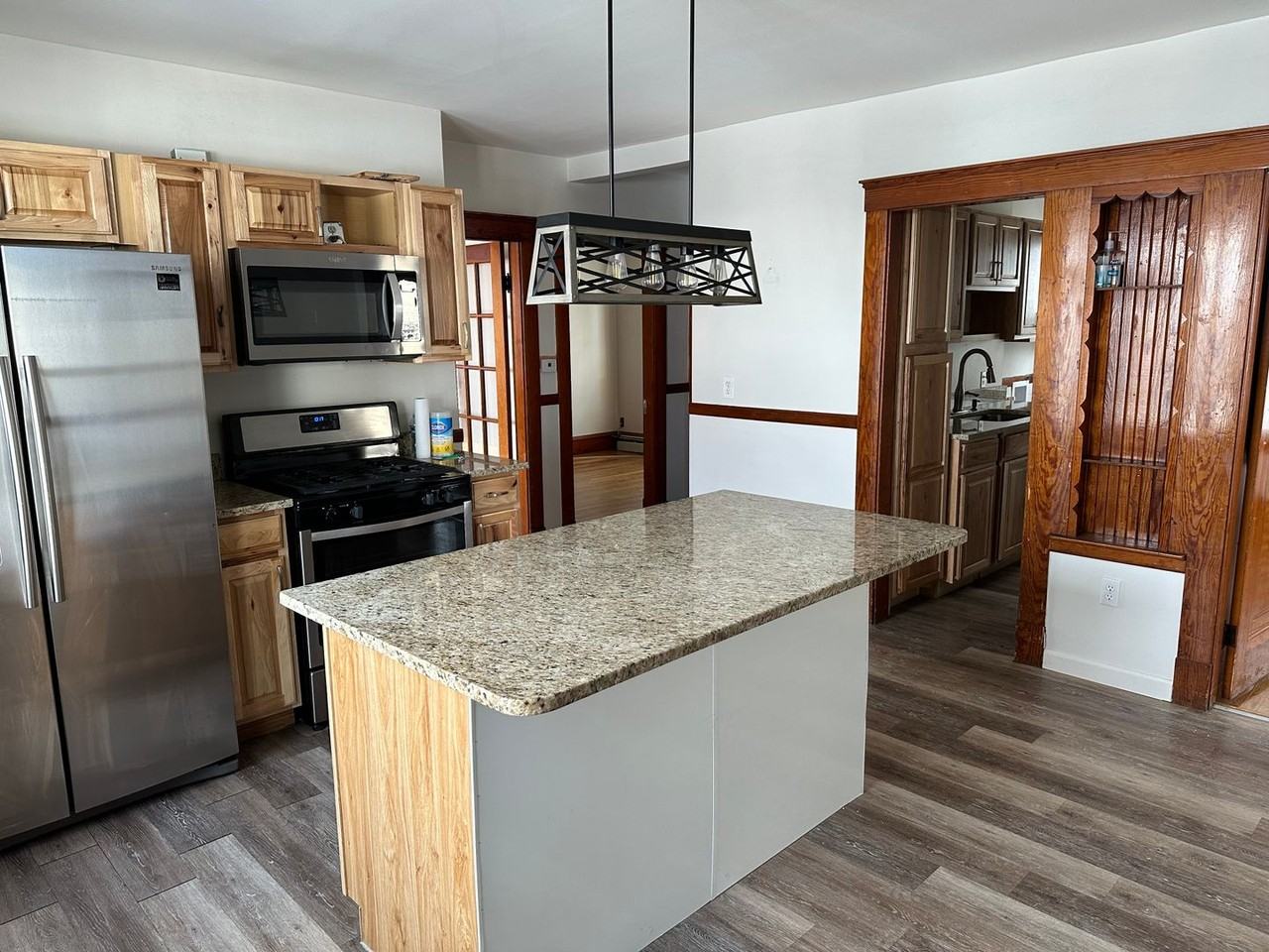 75 Farley St - Photo 2 of 19