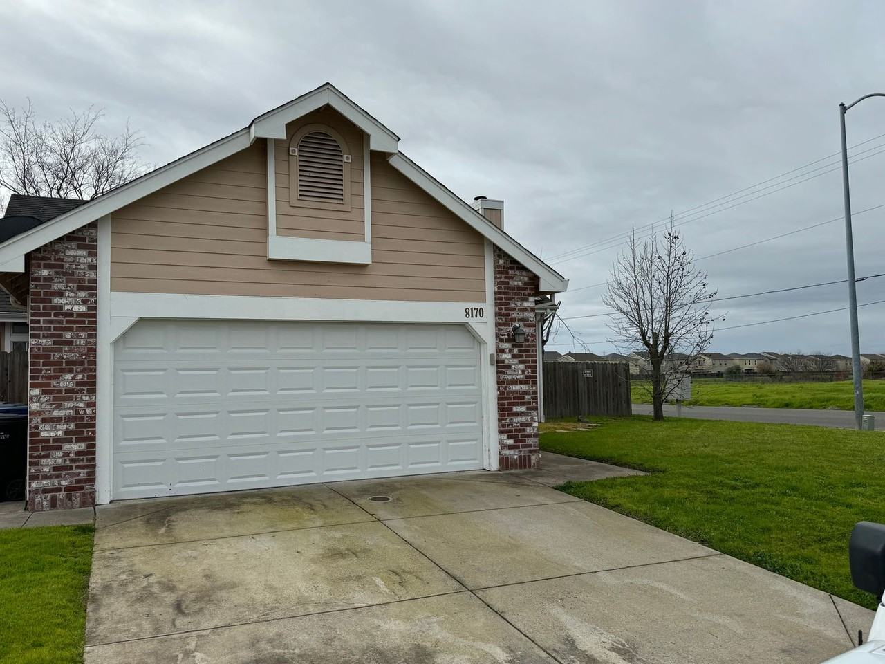 8170 Fascination Ct - Photo 2 of 14