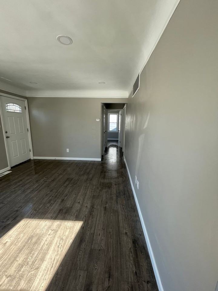 3871 E 188th St - Photo 3 of 23