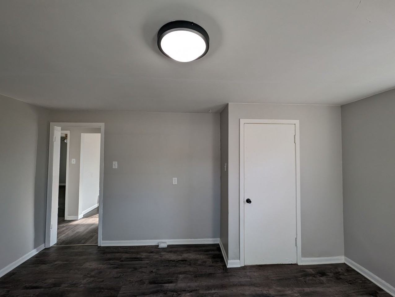 1329 Johnson St - Photo 6 of 16