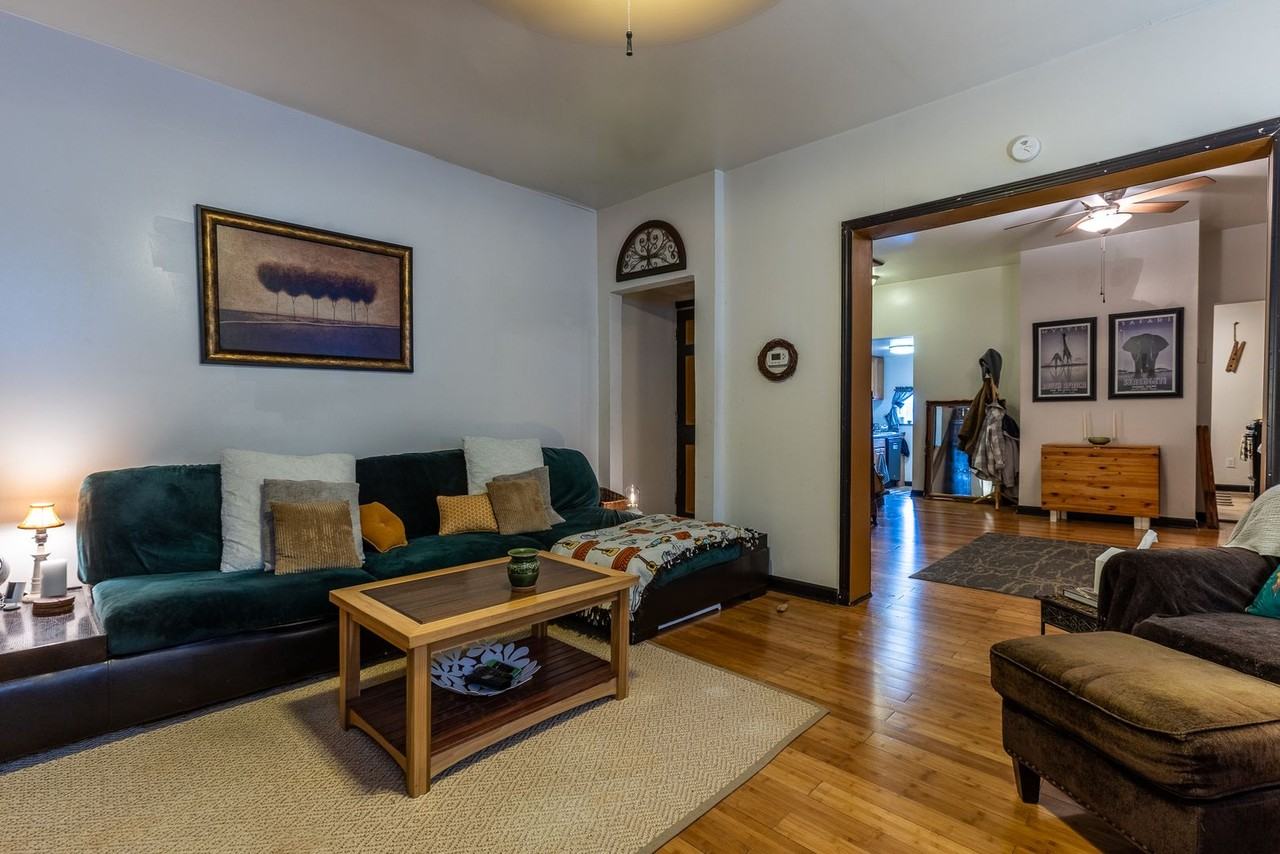 618 Edgemont St - Photo 4 of 27