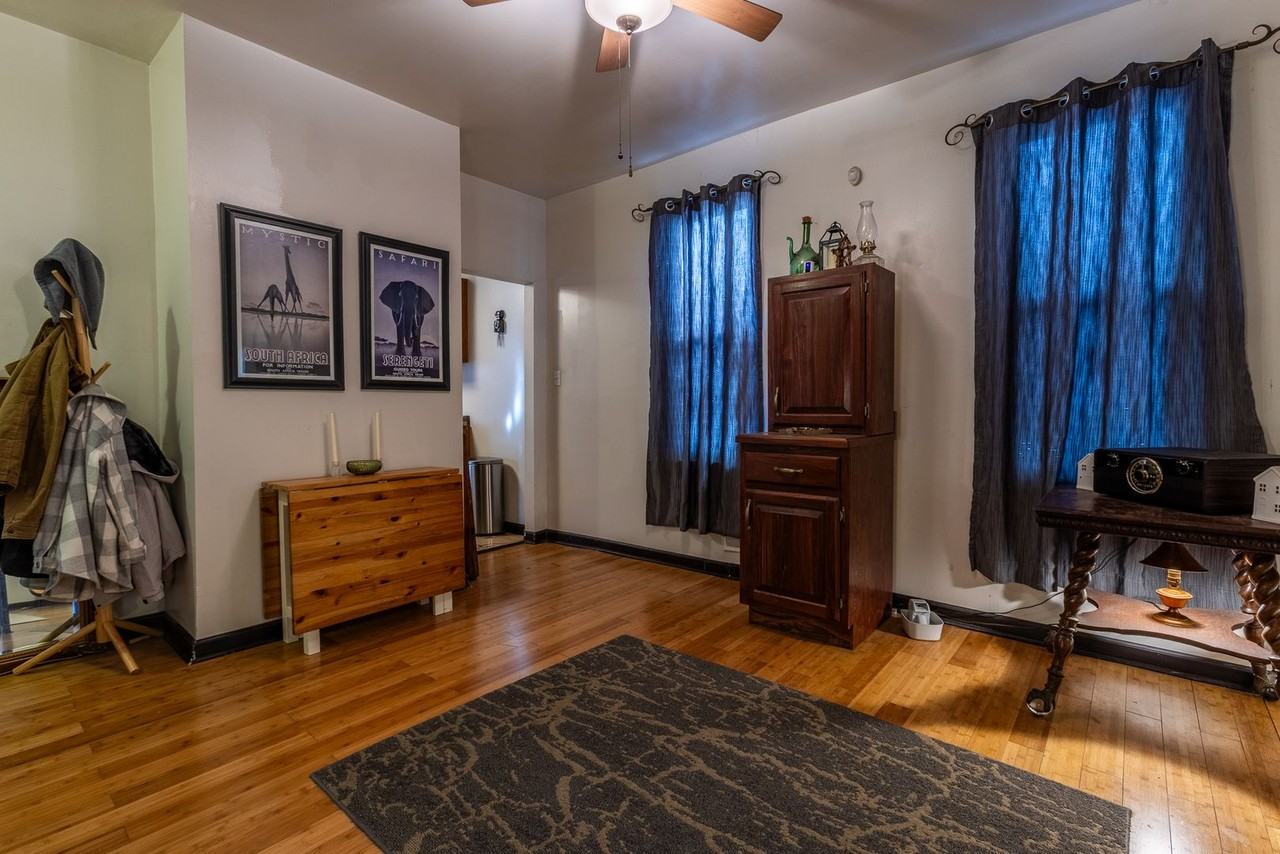 618 Edgemont St - Photo 7 of 27