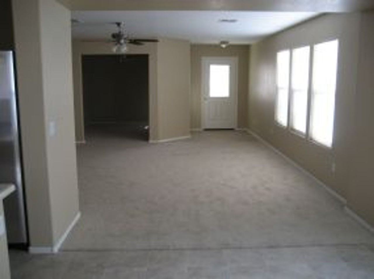 3232 W Cavedale Dr - Photo 3 of 6