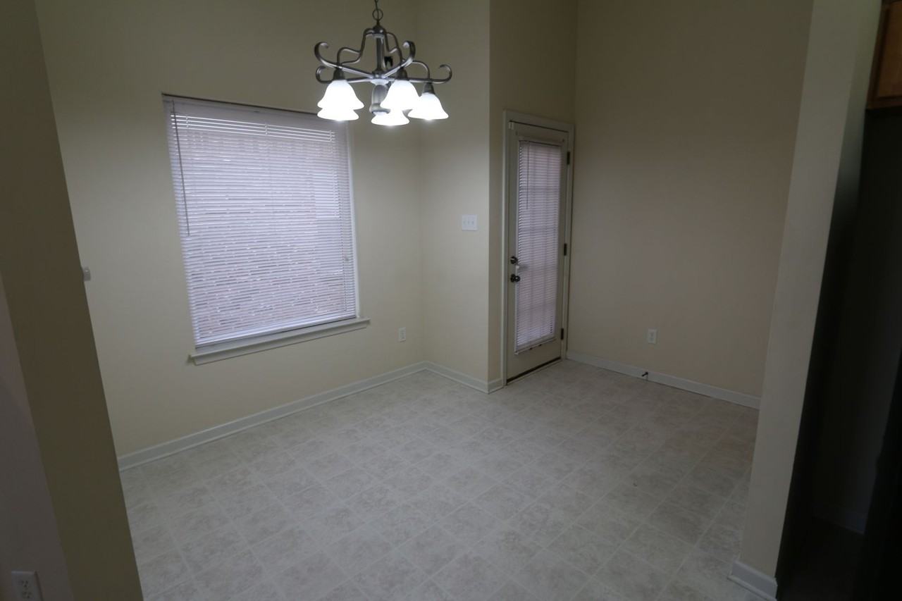 8579 Napoli Dr - Photo 4 of 13