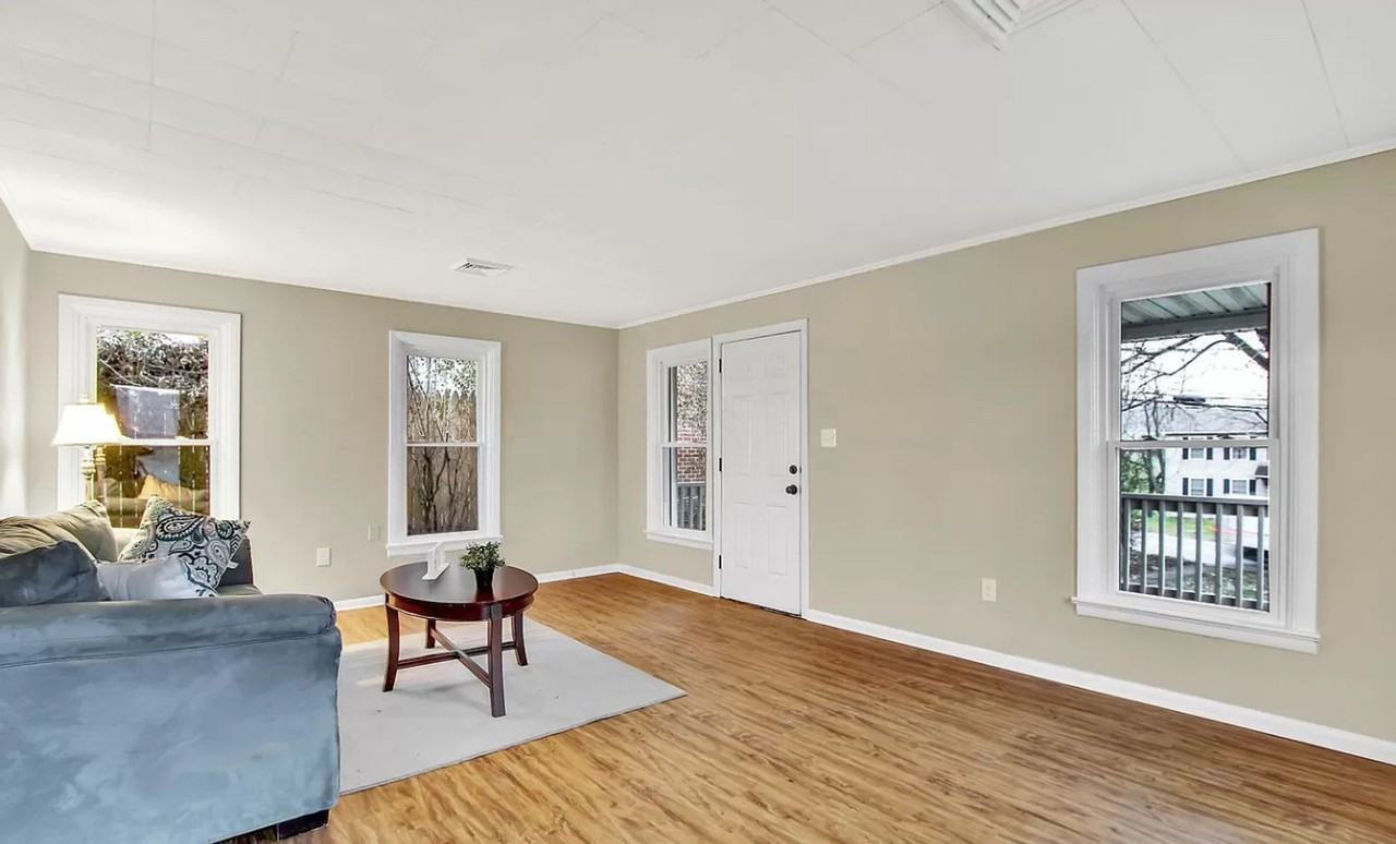 129 S Front St - Photo 2 of 10
