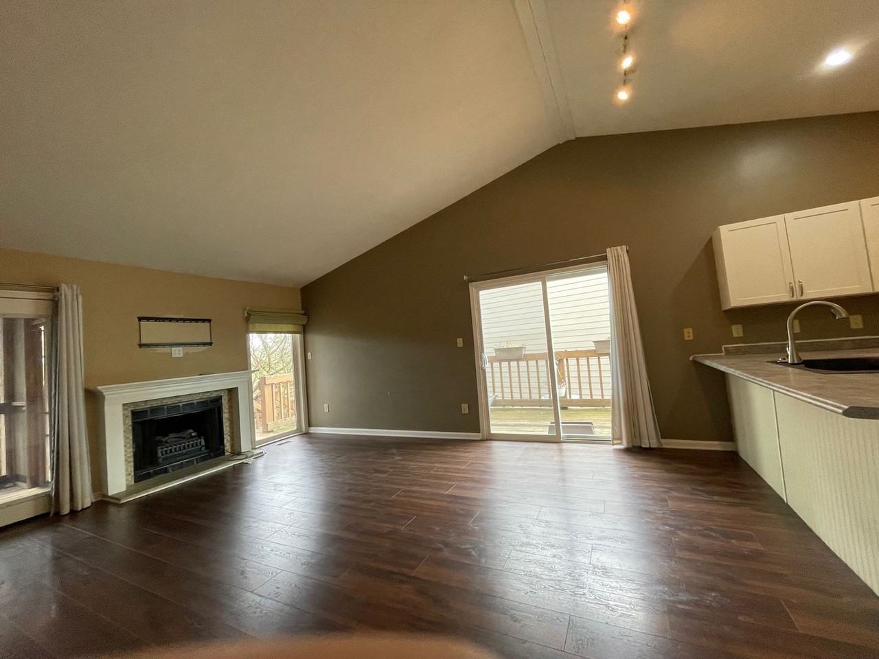 9487 S Lake Ridge Dr - Photo 5 of 16