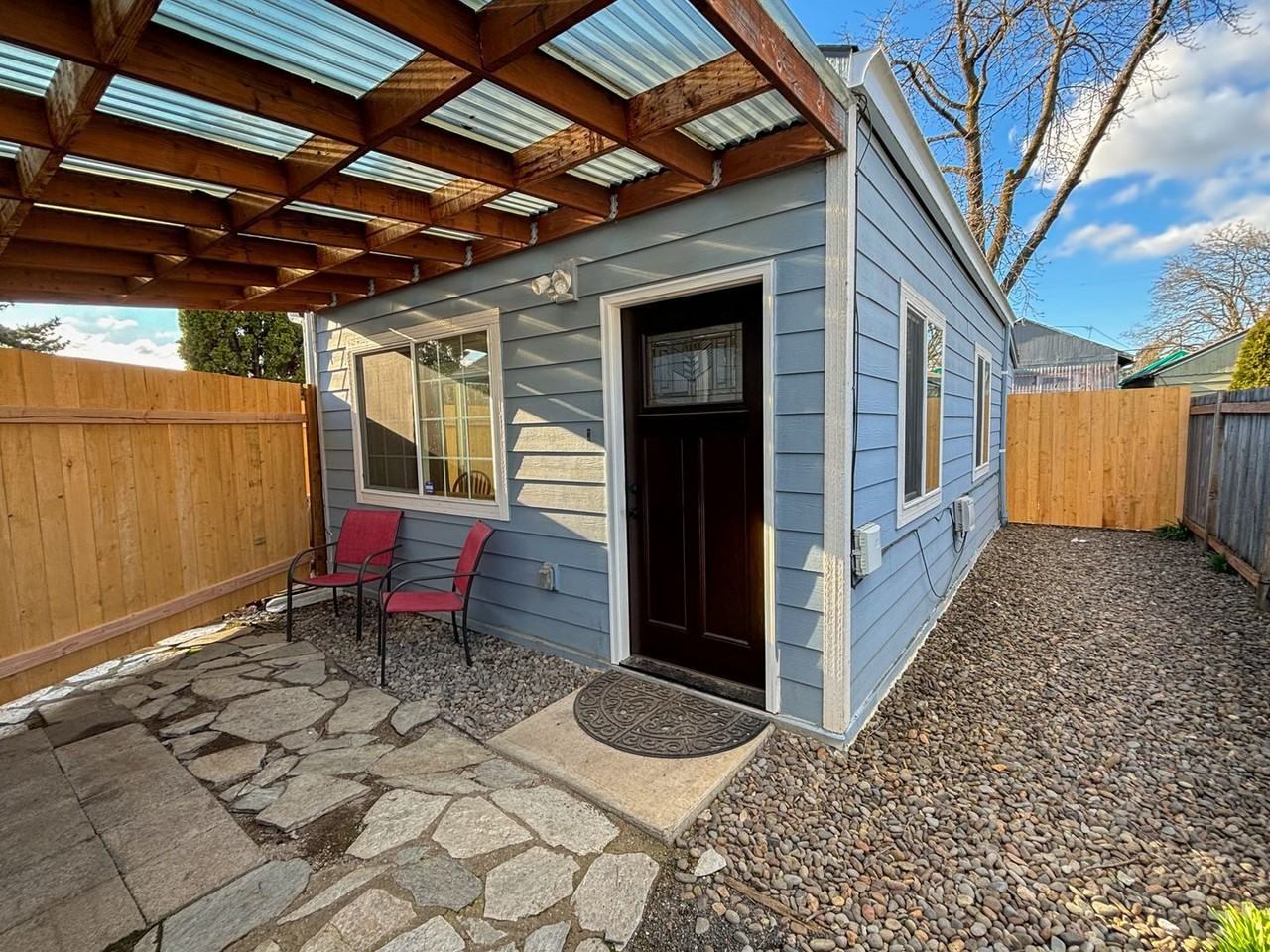 458 W Berkeley St - Photo 5 of 19