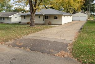 3021 Blakeley Ave - Photo 1 of 1