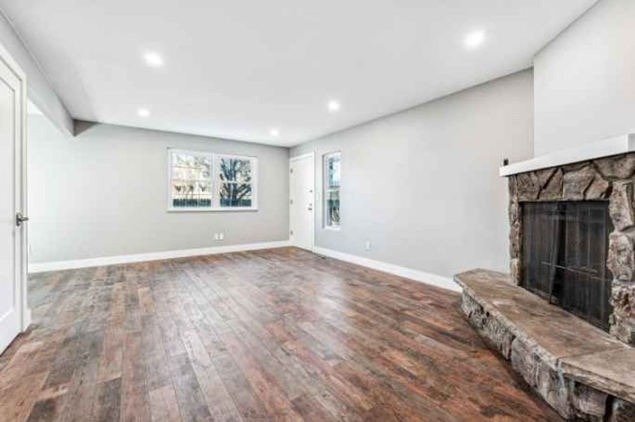 7164 W Portland Ave - Photo 3 of 21