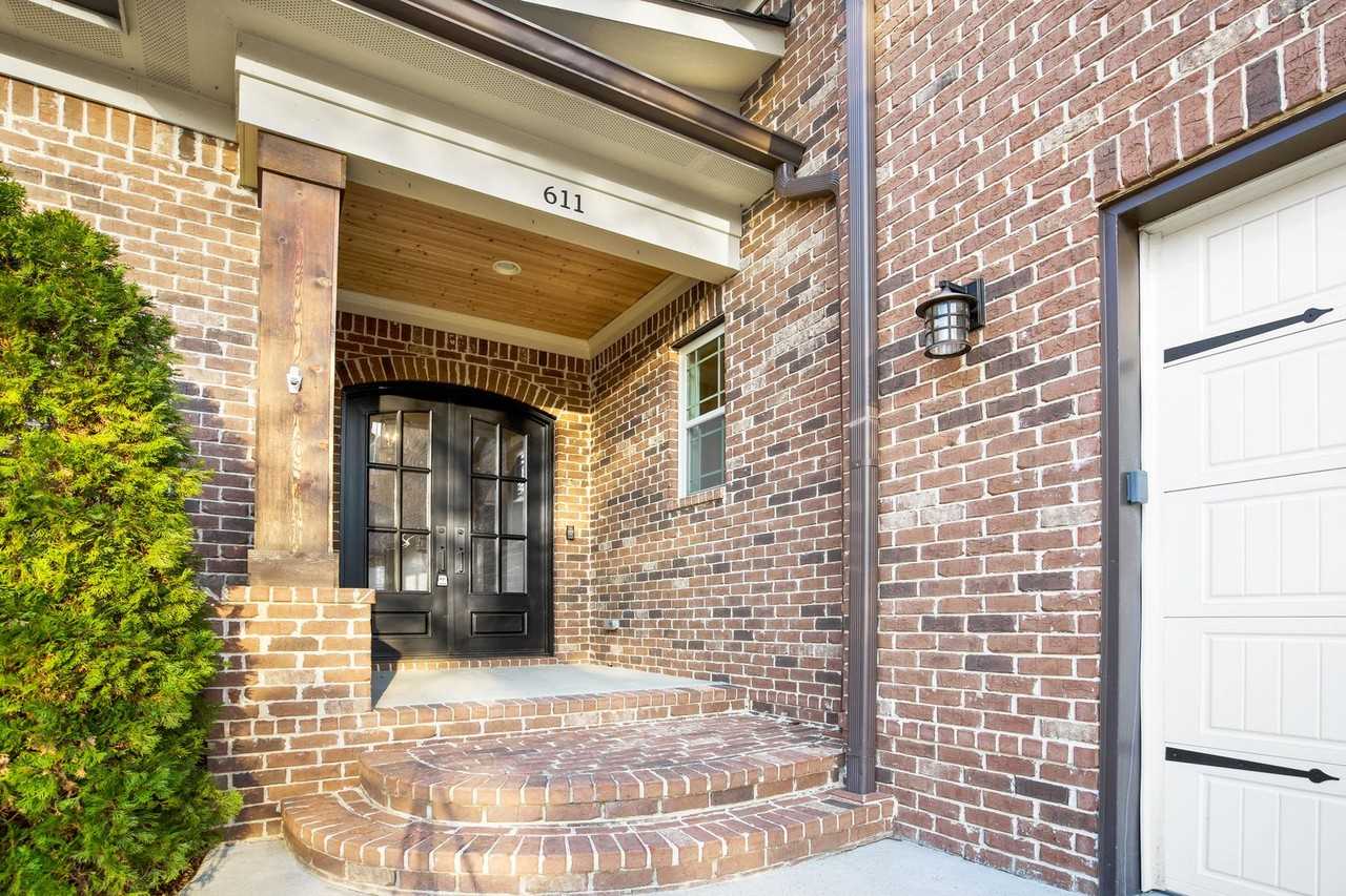 611 Band Dr - Photo 4 of 44