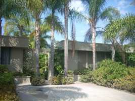 featured image of 2054 Thomas Ave