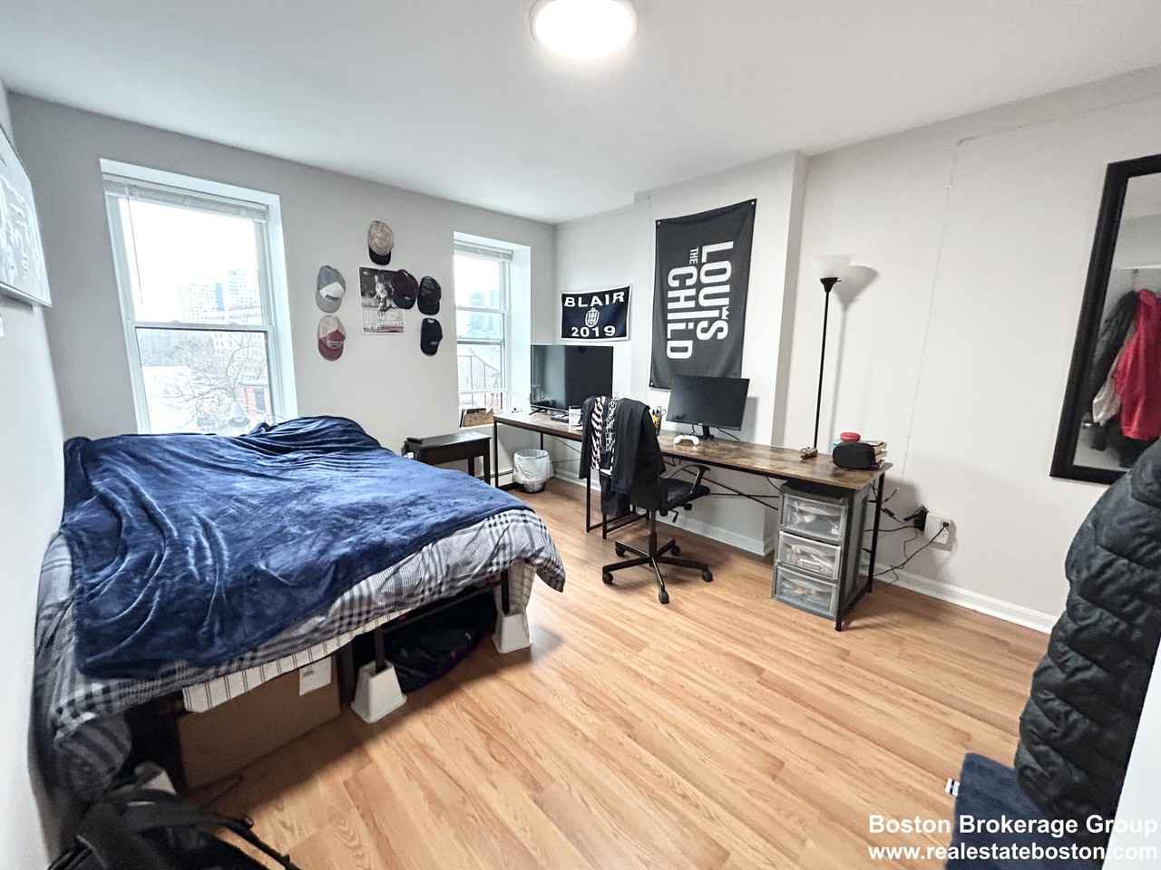 95 Hammond St #5 - Photo 3 of 7