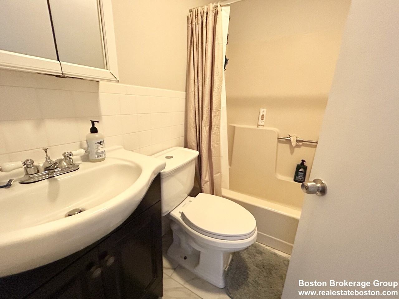 95 Hammond St #5 - Photo 7 of 7