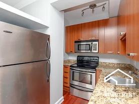 732 W Bittersweet Pl #306 - Photo 1 of 1