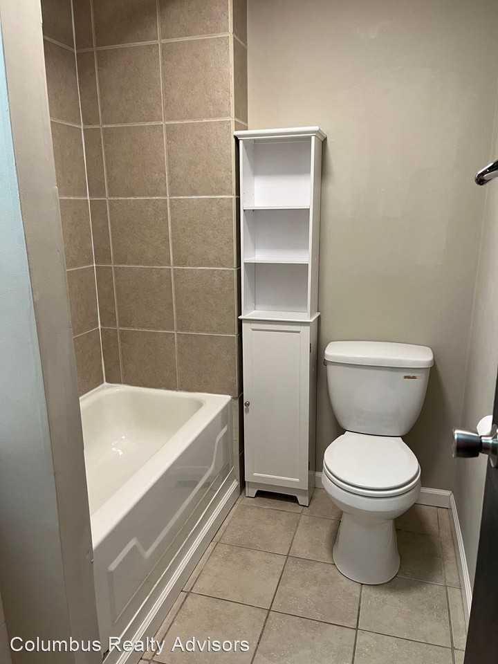 800-814 Northwest Blvd - Photo 3 of 13