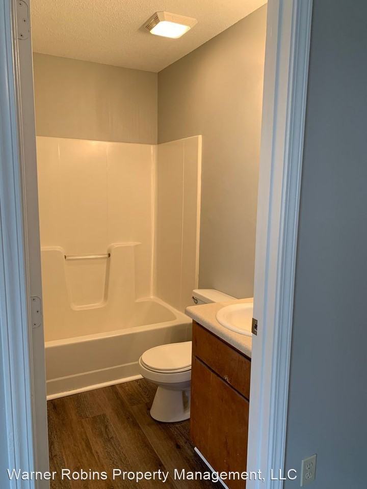 702-708 Green Street - Photo 2 of 16