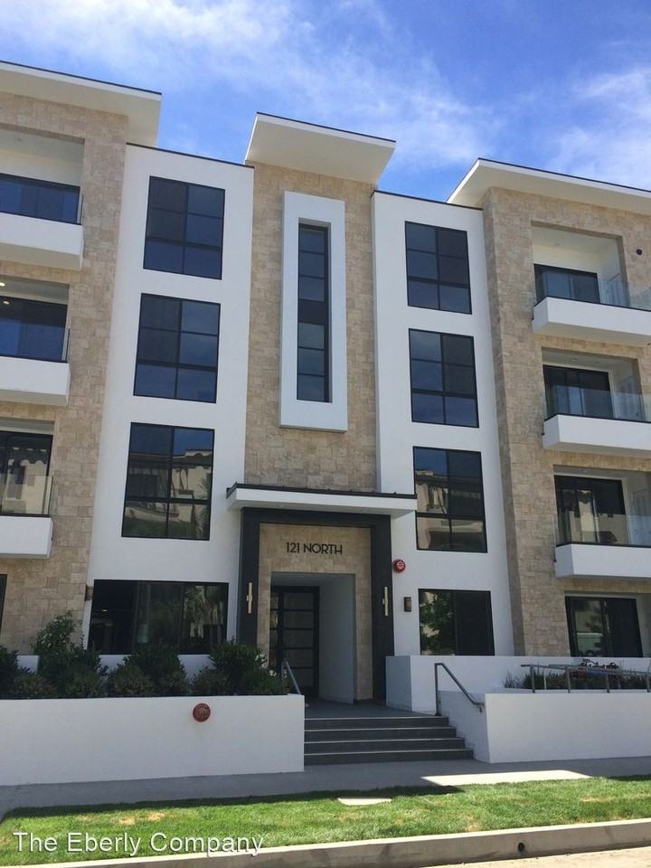 121 N. Clark Drive - Photo 3 of 22