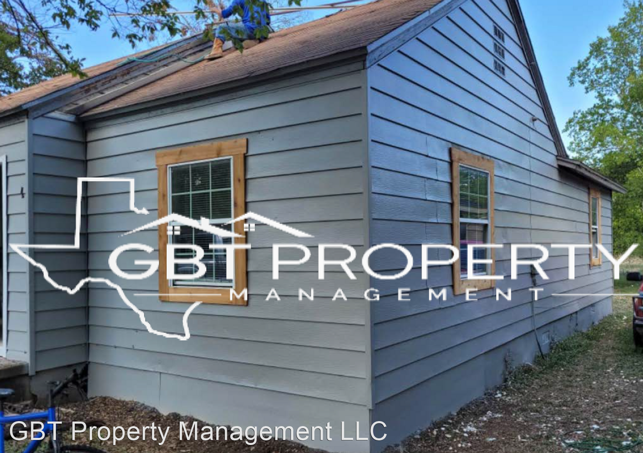 1002 S Tyler St - Photo 3 of 12