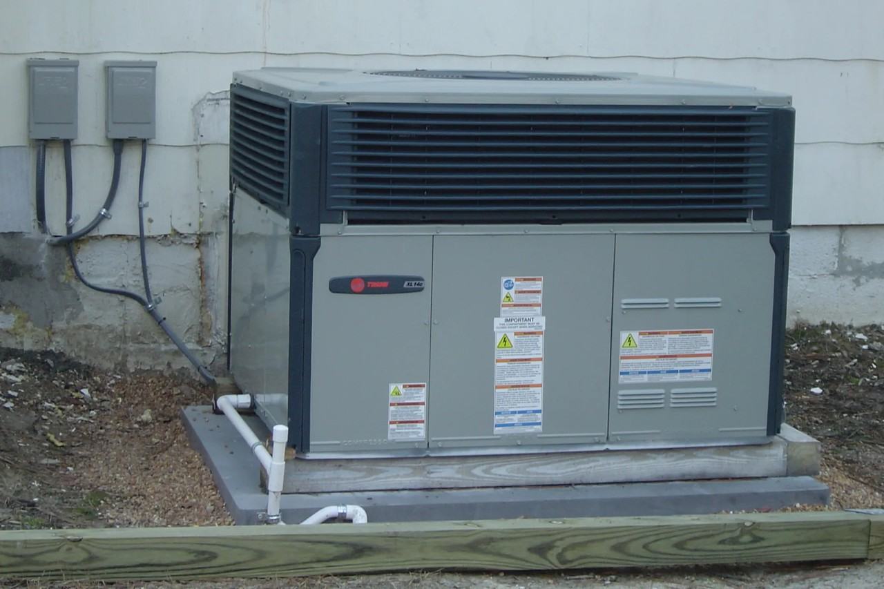 10325 James Madison Pkwy - Photo 3 of 15