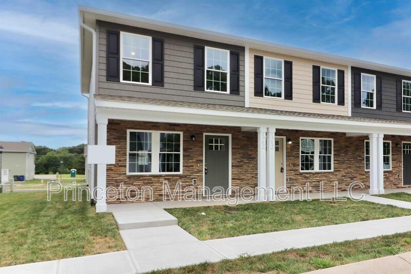 3967 Newhall Dr Nw - Photo 2 of 38