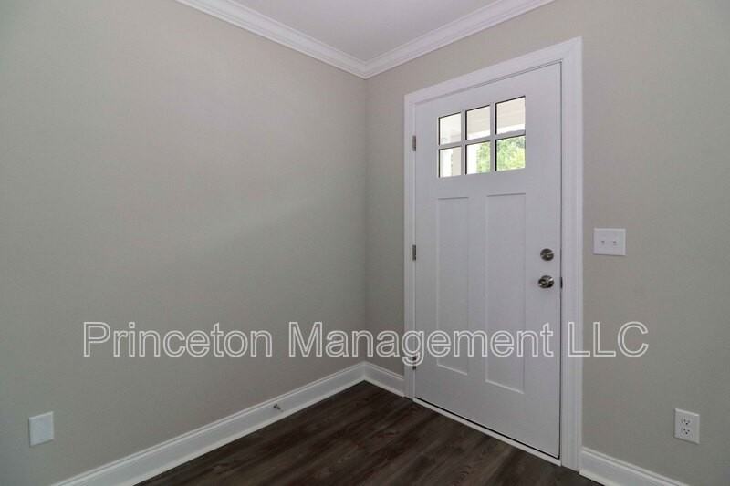 3967 Newhall Dr Nw - Photo 4 of 38