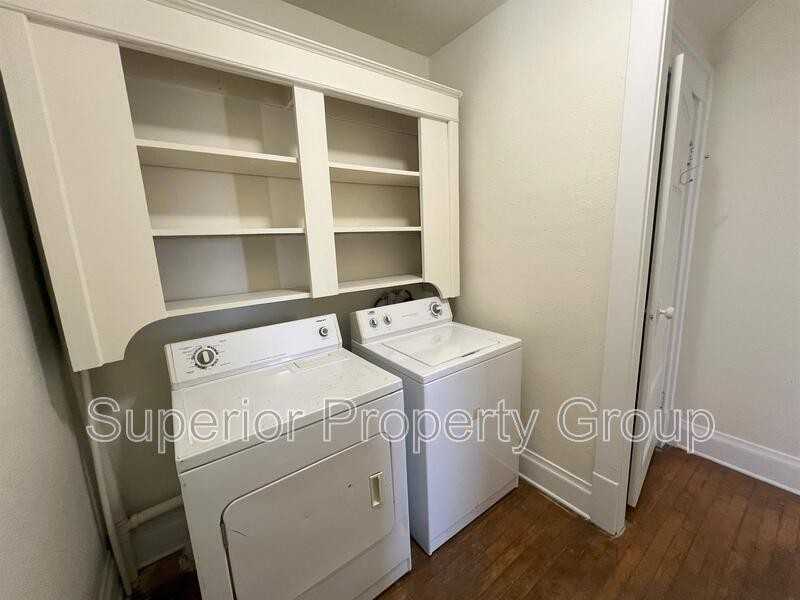 106 W Stroud St #1 - Photo 3 of 16